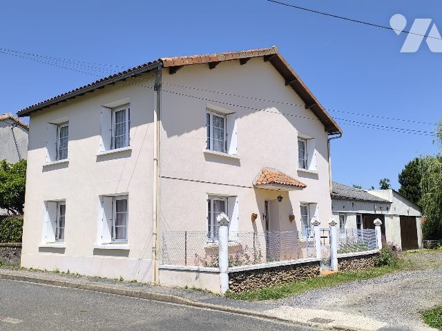 Maison 4 pièces 99 m² · à Mairé-Levescault · 99 m² · 139 100 €