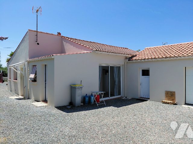 Maison 3 pièces 77 m² · à La Garnache · 76,5 m² · 170 000 €