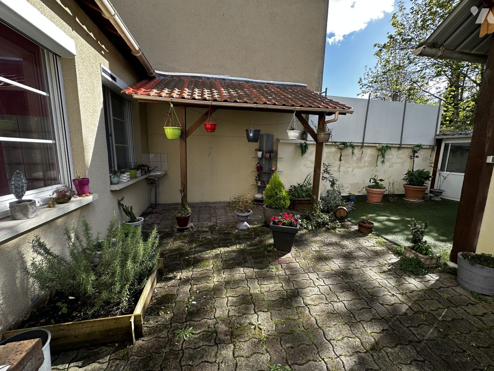 Maison 8 pièces 180 m² · à Sens · 180 m² · 260 000 €