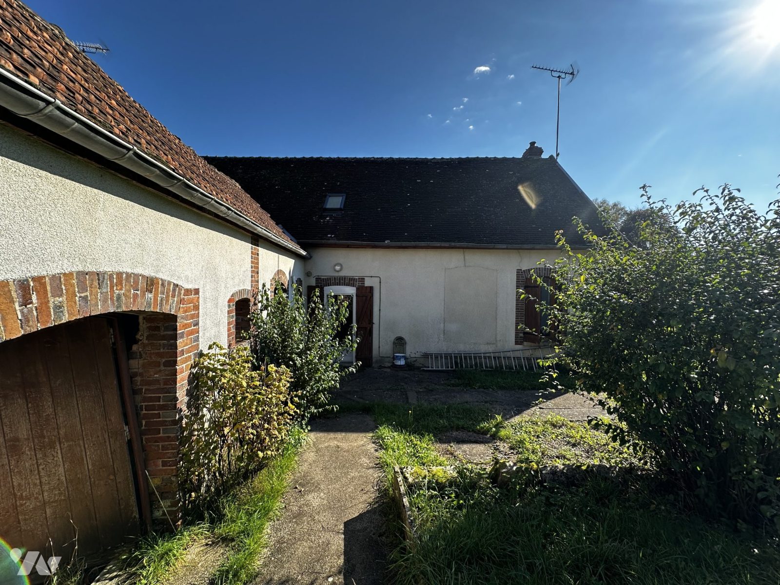 Maison 100m² — Savigny-sur-Clairis