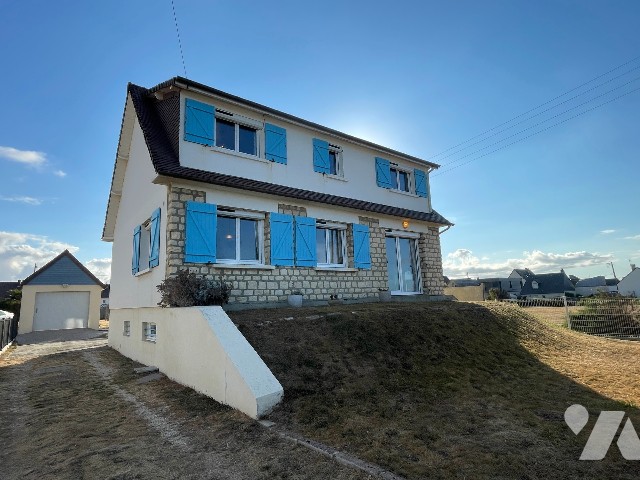 Maison 121m² — Lion-sur-Mer