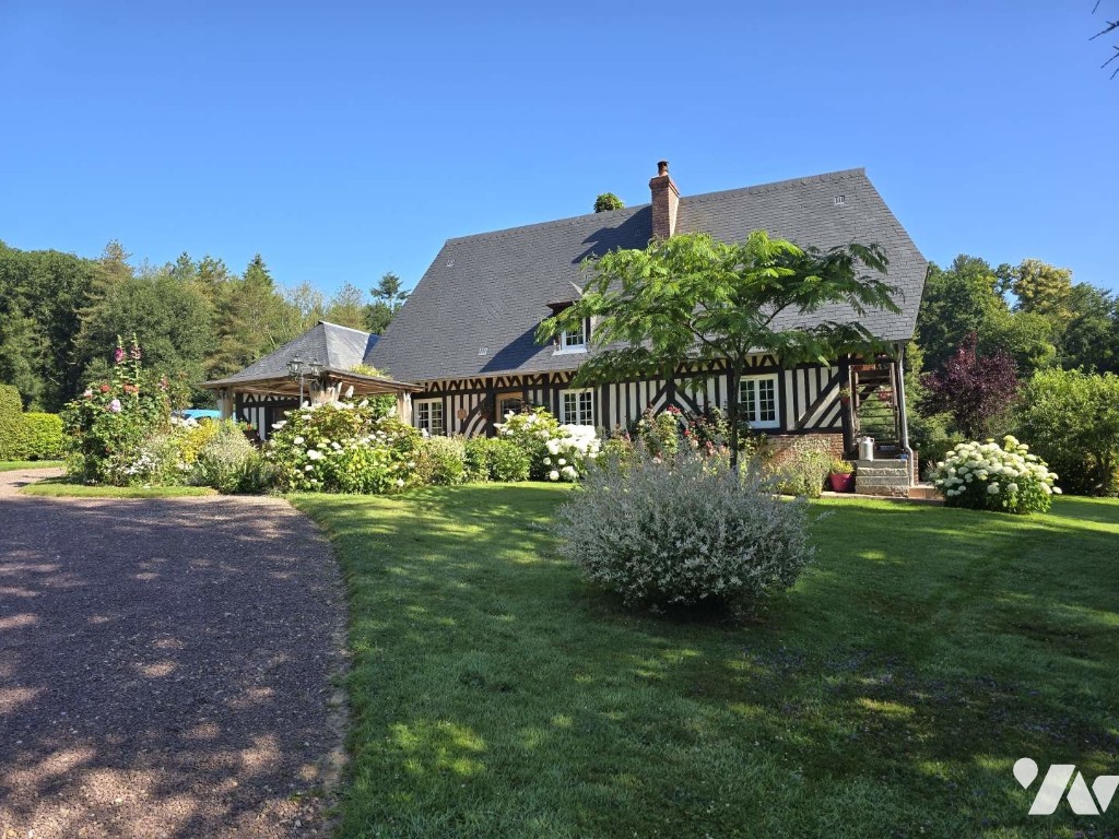 Maison 4 pièces 104 m² · à Asnières · 104 m² · 110 000 €