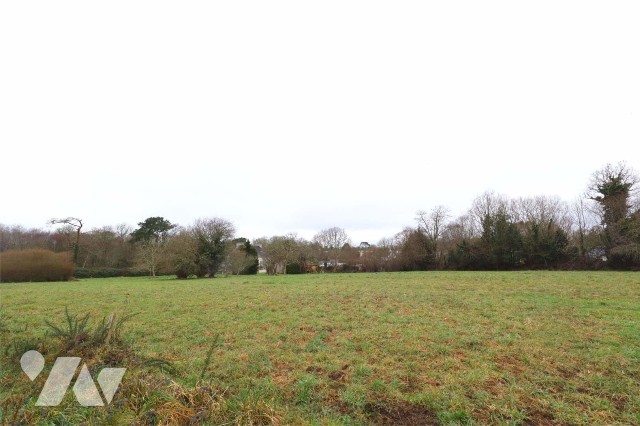 Terrain 536 m² · à Quimper · 536 m² · 80 400 €