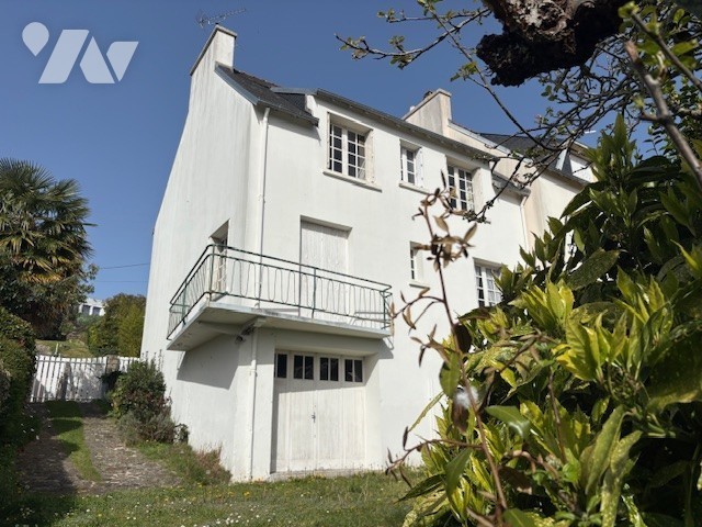 Maison 7 pièces 109 m² · à Quimper · 108,7 m² · 140 000 €
