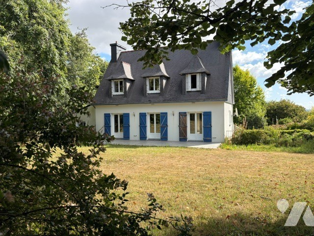Maison 6 pièces 136 m² · à Plomelin · 136 m² · 280 000 €