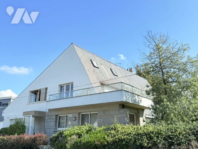 Maison 7 pièces 175 m² · à Rennes · 174,8 m² · 450 000 €