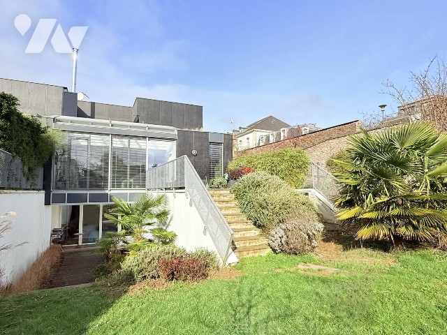 Maison 7 pièces 204 m² · à Rennes · 203,8 m² · 1 250 000 €