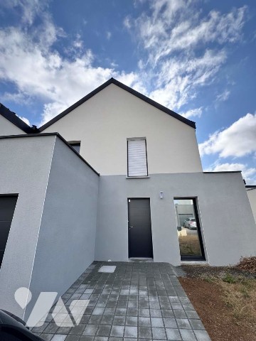 Maison 5 pièces 105 m² · à Saint-Aubin-d'Aubigné · 105 m² · 305 000 €
