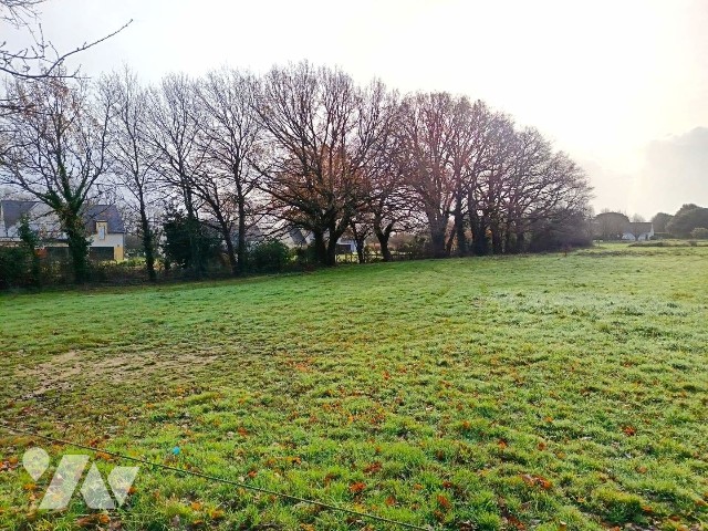 Terrain 900 m² · à Saint-Lyphard · 900 m² · 120 000 €