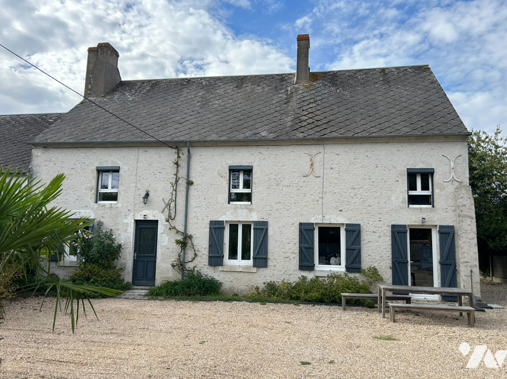 Maison 6 pièces 180 m² · à Cravant · 180 m² · 220 000 €