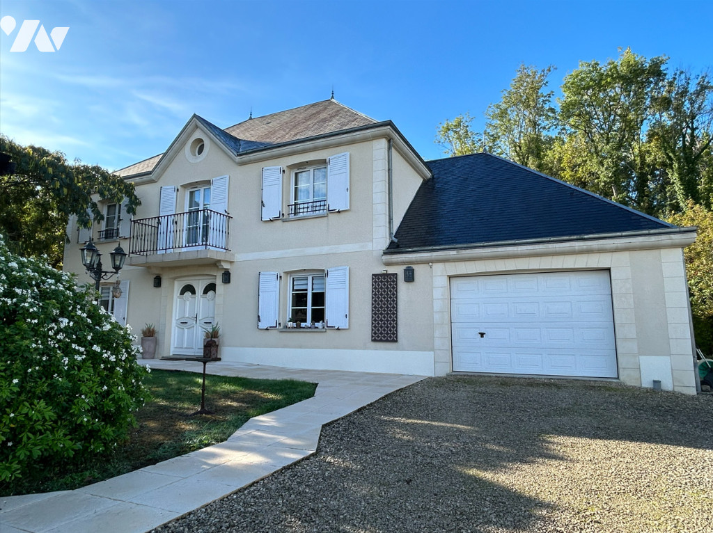 Maison 7 pièces 178 m² · à Huisseau-sur-Mauves · 178 m² · 345 000 €