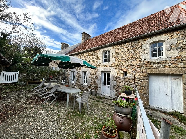 Maison 6 pièces 94 m² · à Tourville-sur-Sienne · 93,5 m² · 150 000 €