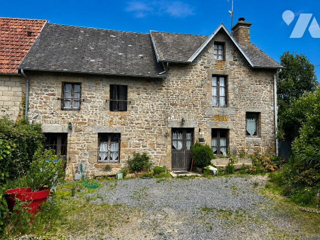 Maison 5 pièces 111 m² · à Jullouville · 110,8 m² · 220 000 €