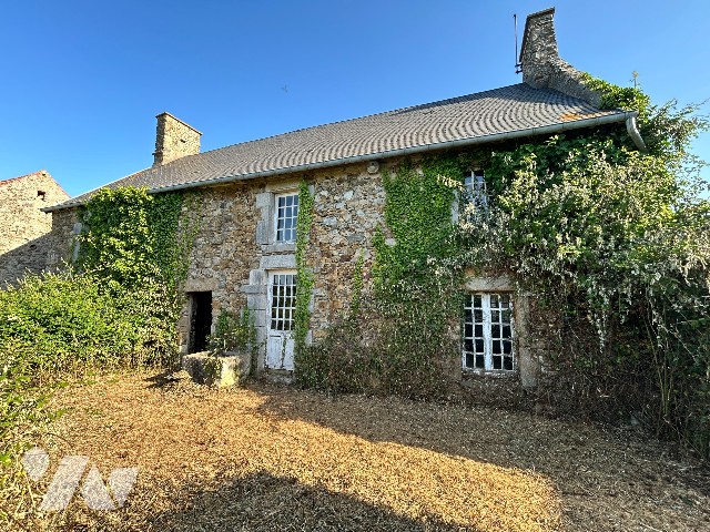 Maison 4 pièces 100 m² · à Tourville-sur-Sienne · 100 m² · 150 000 €