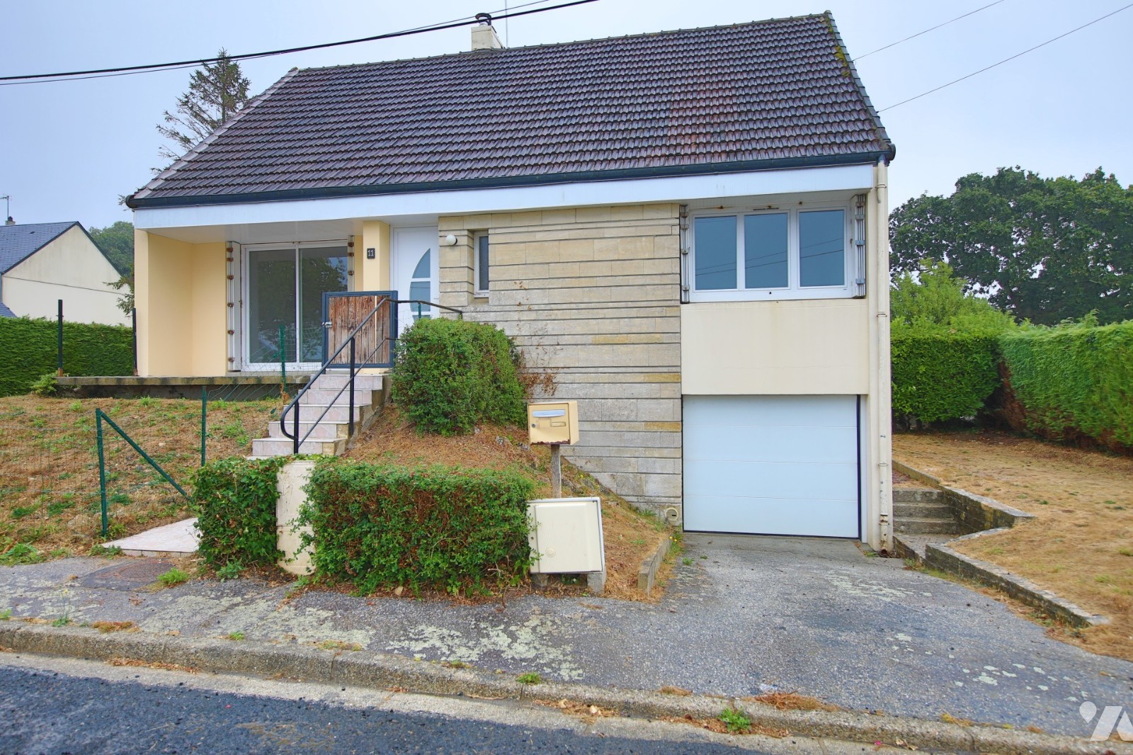 Maison 7 pièces 127 m² · à Bricquebec-en-Cotentin · 126,8 m² · 240 000 €