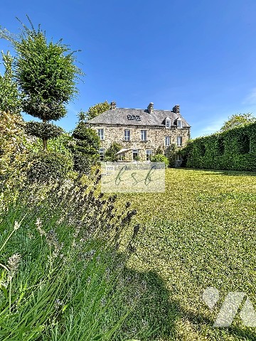 Maison 7 pièces 228 m² · à Saint-Lô · 228 m² · 640 000 €