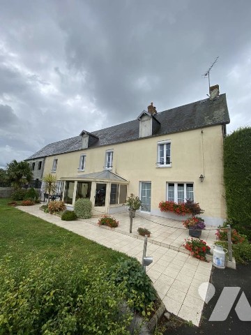 Maison 7 pièces 195 m² · à Condé-sur-Vire · 195 m² · 290 850 €