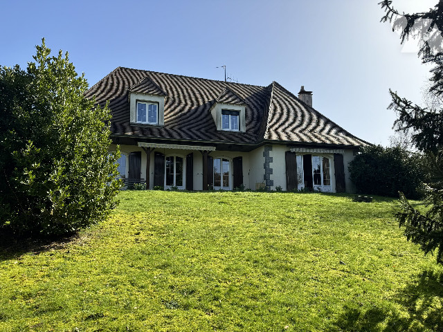 Maison 6 pièces 222 m² · à Arçonnay · 222 m² · 276 190 €