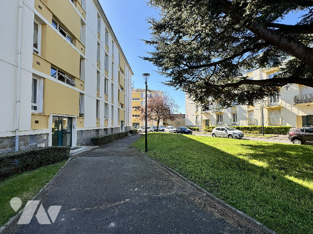 Appartement 3 pièces 60 m² · à Alençon · 60 m² · 48 000 €
