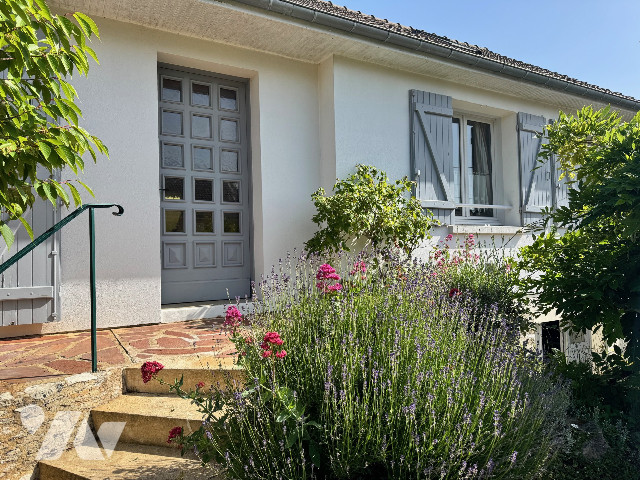 Maison 6 pièces 96 m² · à Damigny · 96 m² · 180 000 €