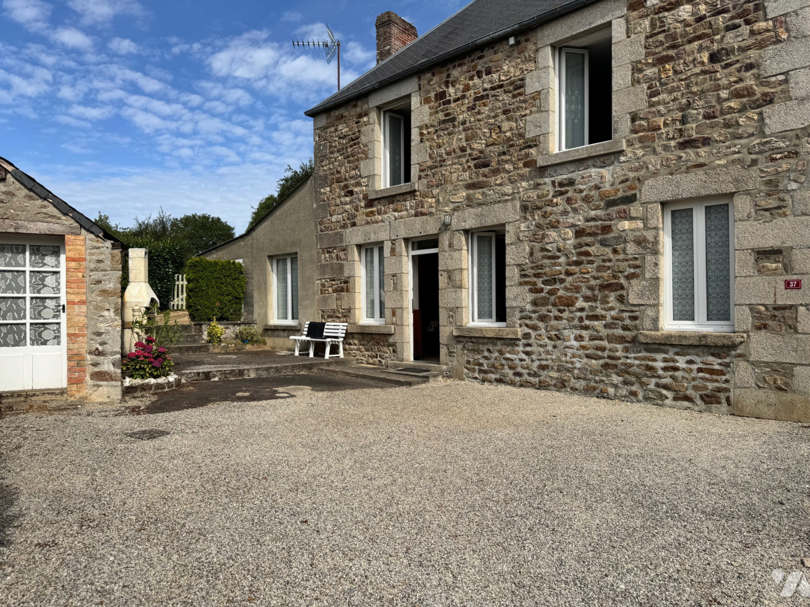 Maison 5 pièces 117 m² · à L'Orée-d'Écouves · 117 m² · 70 000 €