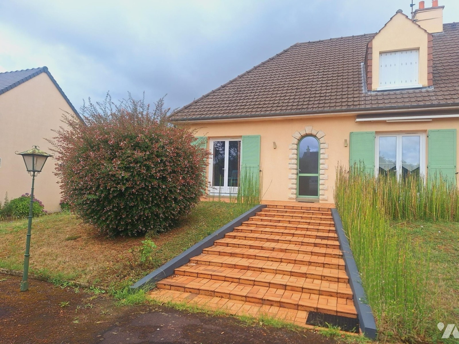 Maison 5 pièces 101 m² · à Savigné-l'Évêque · 101 m² · 170 000 €