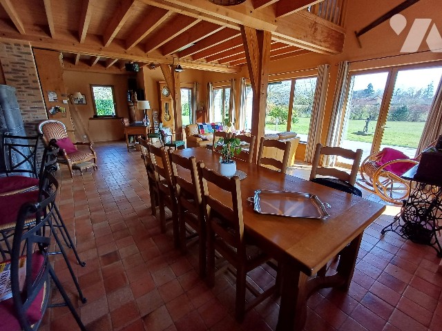 Maison 7 pièces 210 m² · à Savigné-l'Évêque · 210 m² · 480 000 €