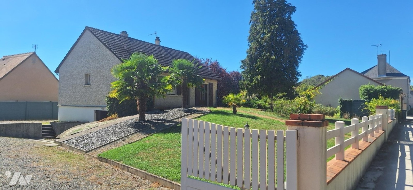 Maison 4 pièces 94 m² · à Savigné-l'Évêque · 94 m² · 200 000 €