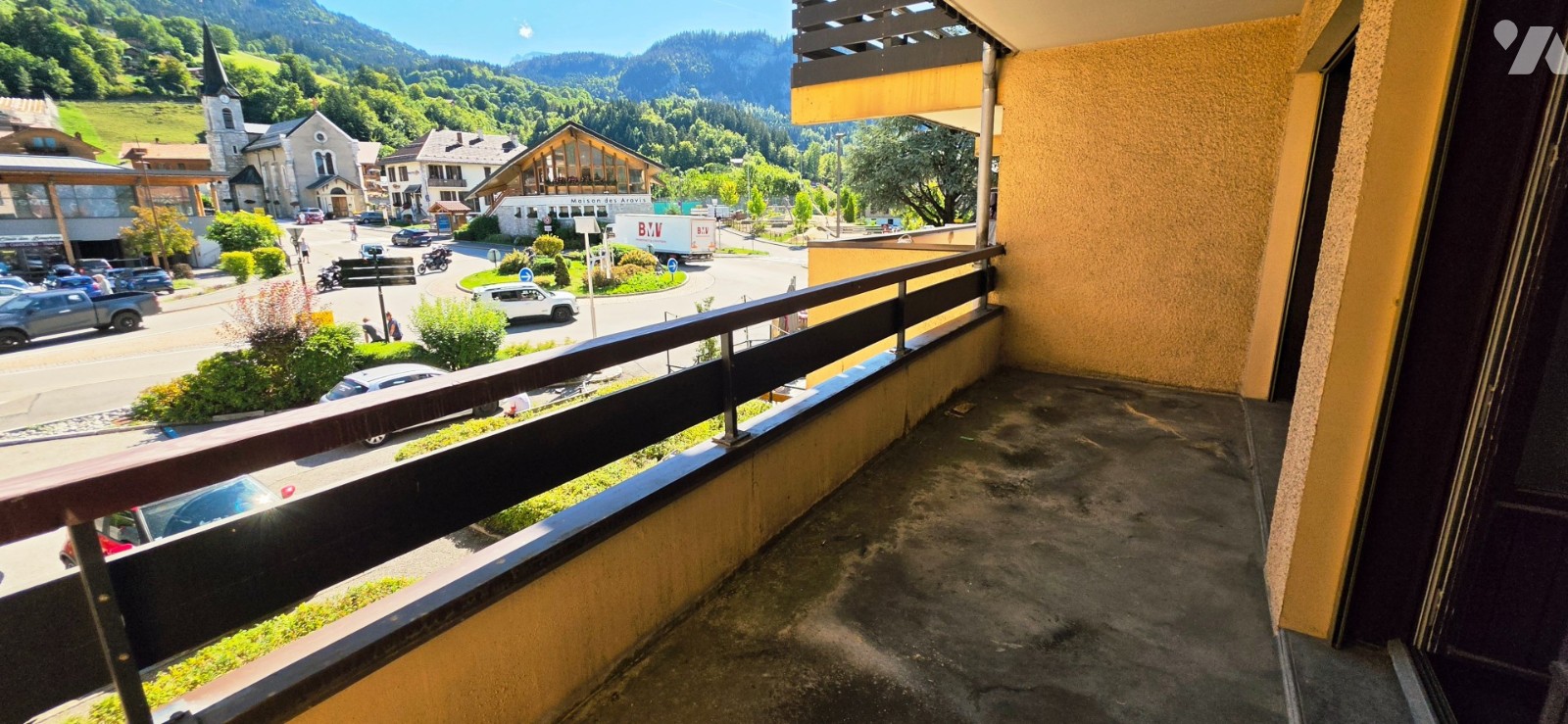 Local d'activités 56m² — Saint-Jean-de-Sixt