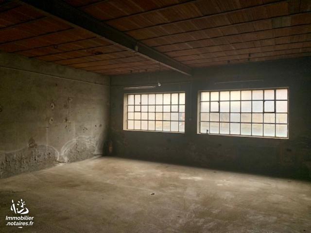 Location - Local d'activité - Manziat - 260.00m² - Ref : 008/2125