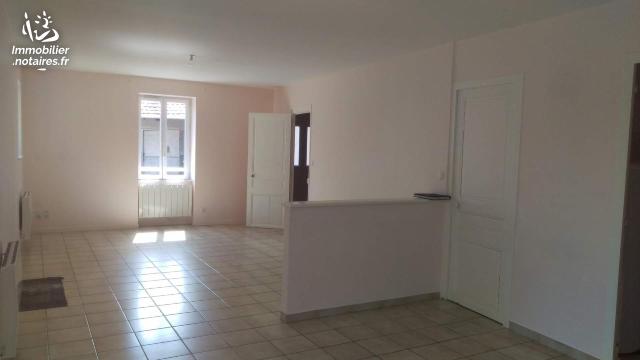 Location - Appartement - Feillens - 104.00m² - 4 pièces - Ref : 008/1753