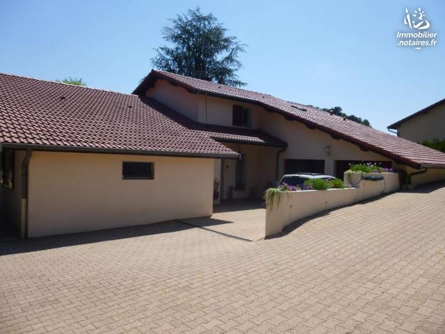 Vente - Maison - Meximieux - 172.00m² - 5 pièces - Ref : M20/204