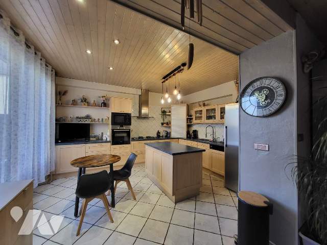 Location - Maison / villa - ARTEMARE - 130 m² - 5 pièces - 084/859