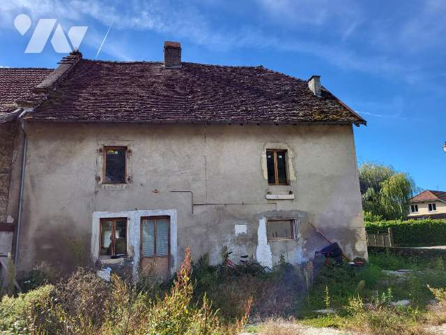 Vente - Maison / villa - MAGNIEU - 147 m² - 8 pièces - 084/869