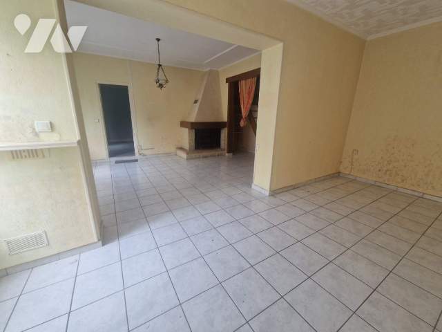 Maison 5 pièces 106 m² · à Bernot · 105,5 m² · 80 000 €