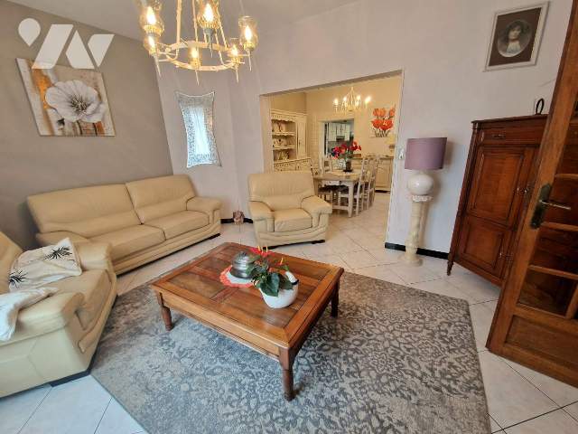 Maison 4 pièces 93 m² · à Saint-Quentin · 92,8 m² · 110 000 €