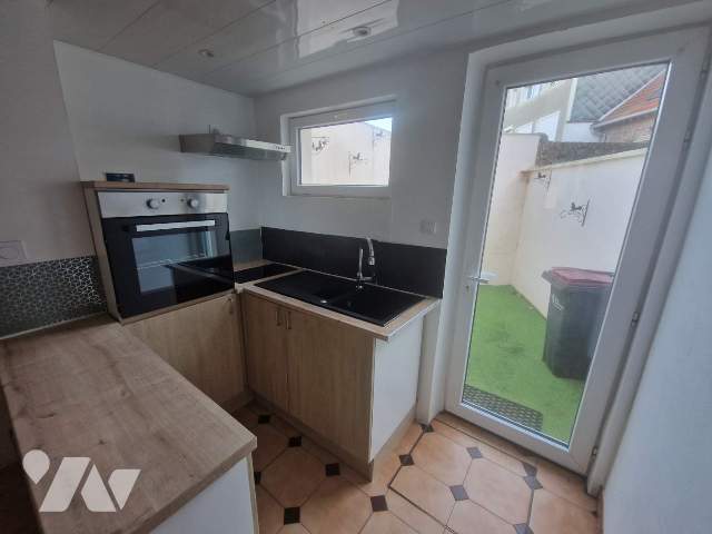 Maison 3 pièces 69 m² · à Saint-Quentin · 68,8 m² · 60 000 €
