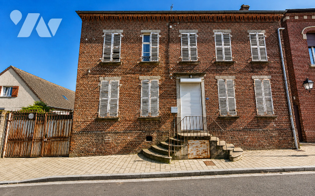 Maison 7 pièces 186 m² · à Wassigny · 186 m² · 97 500 €