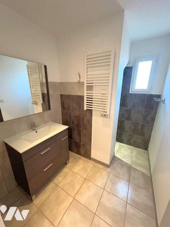 VENTE maison-ST MONTAN (07)