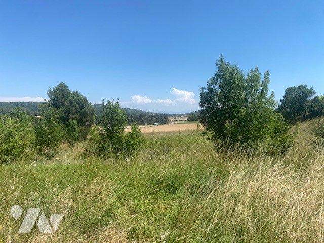 Terrain 4188 m² · à Bren · 4 188 m² · 20 000 €