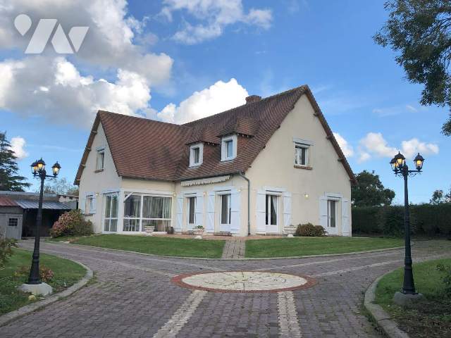 Maison 6 pièces 185 m² · à La Cambe · 185 m² · 350 000 €