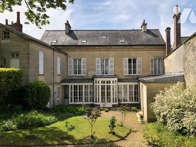 Maison 7 pièces 218 m² · à Bayeux · 218 m² · 850 000 €