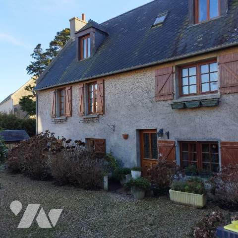 Maison 5 pièces 177 m² · à Longueville · 177 m² · 165 000 €