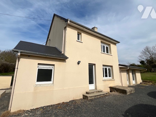 Maison 4 pièces 106 m² · à Formigny la Bataille · 106 m² · 200 000 €