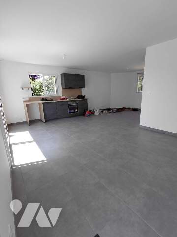 Maison 4 pièces 76 m² · à Creully sur Seulles · 76 m² · 1 075 €