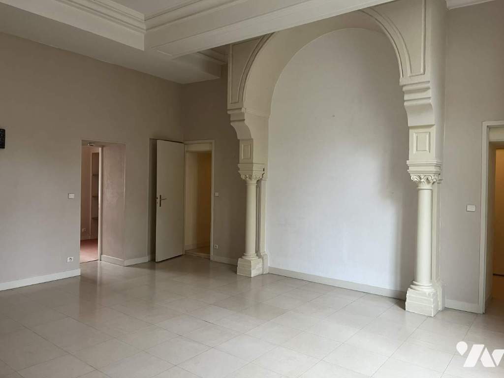 Appartement 2 pièces 56 m² · à Bayeux · 55,9 m² · 135 000 €