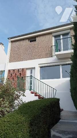 Maison 3 pièces 68 m² · à Lisieux · 68 m² · 155 000 €