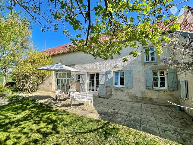 Maison 9 pièces 260 m² · à Cheuge · 260,3 m² · 420 000 €