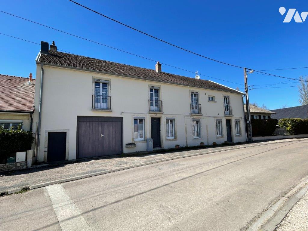 Maison 298m² — Arc-sur-Tille