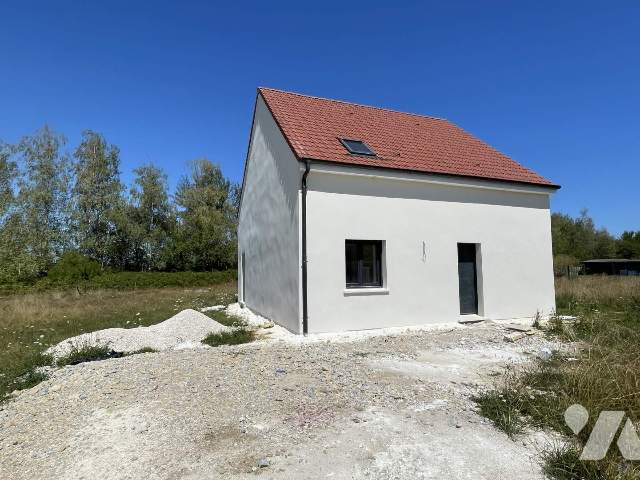 Maison 6 pièces 124 m² · à Lamarche-sur-Saône · 124 m² · 239 000 €